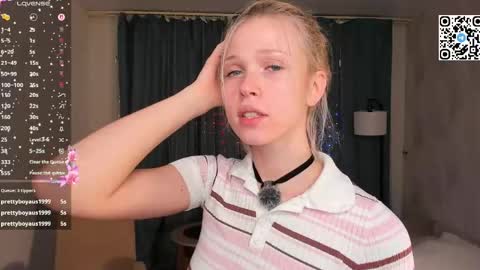 Snapshot of mikaelataron chatting on 05/18/26, 09:20 Angel girl online show from 05/18/26, 09:20