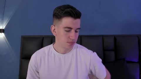 mikael online show from 09/17/25, 04:47