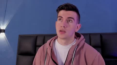 mikael online show from 09/21/25, 04:14