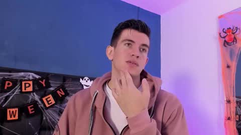 mikael online show from 11/02/25, 04:15