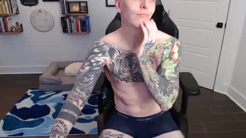 MikahisHung online show from 12/11/24, 07:46