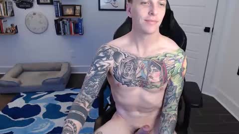 MikahisHung online show from 12/20/24, 03:31