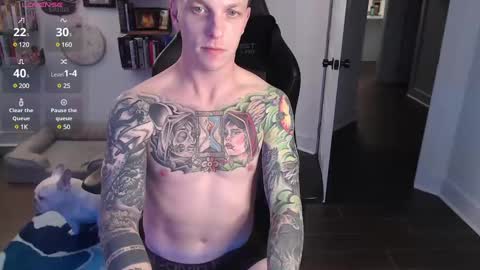 MikahisHung online show from 01/14/25, 02:08