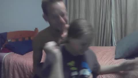 Snapshot of mikajackson13 chatting on 01/24/25, 08:32 Archer and Mika online show from 01/24/25, 08:32