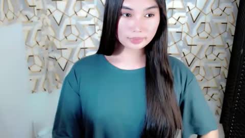 Kyla online show from 10/18/25, 02:36