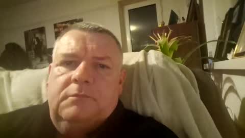 Snapshot of mike1973333 chatting on 12/01/24, 05:46 mike1973333 online show from 12/01/24, 05:46