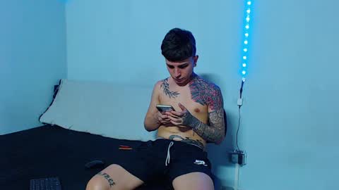 Snapshot of mike777jr chatting on 01/31/25, 04:17 Mike IMDEPENDIENT MODEL online show from 01/31/25, 04:17