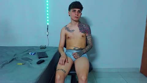 Snapshot of mike777jr chatting on 09/15/25, 01:49 Mike IMDEPENDIENT MODEL online show from 09/15/25, 01:49