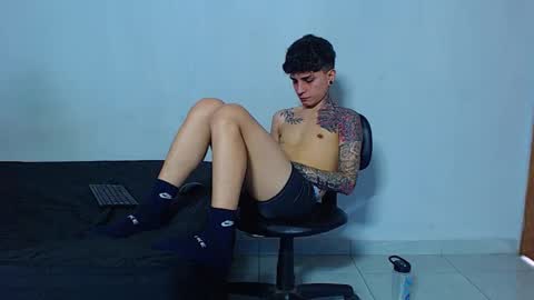 Mike IMDEPENDIENT MODEL online show from 02/19/26, 04:14