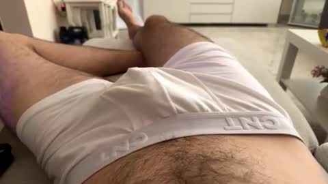 Snapshot of mike860947 chatting on 10/15/25, 06:35 mike860947 online show from 10/15/25, 06:35