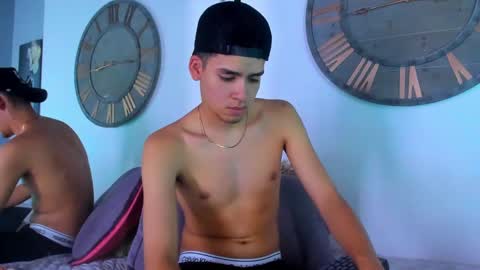 Snapshot of mike_0233 chatting on 12/29/24, 09:17 Mike 0233 online show from 12/29/24, 09:17