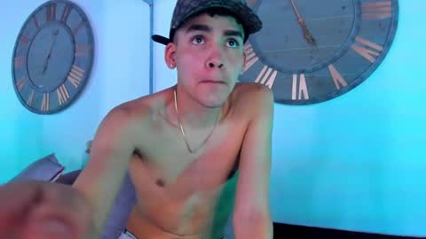 Snapshot of mike_0233 chatting on 01/03/25, 07:06 Mike 0233 online show from 01/03/25, 07:06