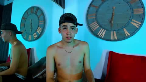 Snapshot of mike_0233 chatting on 02/01/25, 10:05 Mike 0233 online show from 02/01/25, 10:05