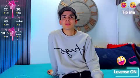 Snapshot of mike_0233 chatting on 02/28/25, 04:10 Mike 0233 online show from 02/28/25, 04:10