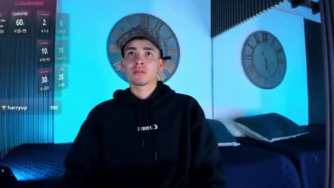 Snapshot of mike_0233 chatting on 03/05/25, 03:40 Mike 0233 online show from 03/05/25, 03:40