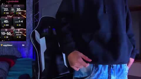 Snapshot of mike_0233 chatting on 03/09/25, 07:34 Mike 0233 online show from 03/09/25, 07:34