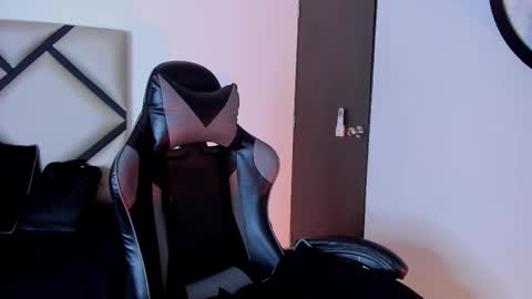 Mike online show from 10/25/25, 12:13