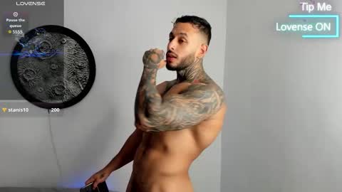 Snapshot of mike_belle chatting on 03/10/26, 12:26 Mike Belle online show from 03/10/26, 12:26