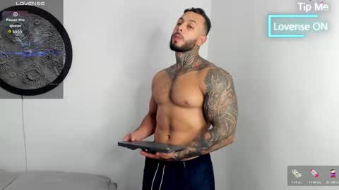 Snapshot of mike_belle chatting on 03/27/26, 02:50 Mike Belle online show from 03/27/26, 02:50