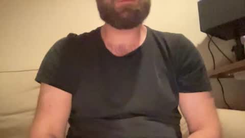 Snapshot of mike_berlin1 chatting on 09/08/25, 09:03 MIke online show from 09/08/25, 09:03