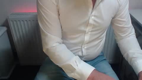 Snapshot of mike_master30 chatting on 05/18/26, 10:21 MikeMaster online show from 05/18/26, 10:21