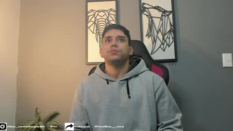 Mike Montoya online show from 01/26/25, 04:20