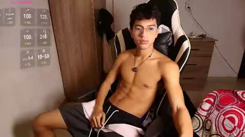 Snapshot of mike_pineapple chatting on 07/21/26, 03:53 Mike Pineapple online show from 07/21/26, 03:53