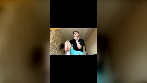 Snapshot of mike_severi chatting on 03/20/26, 09:58 Mike online show from 03/20/26, 09:58