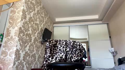 Snapshot of mike_severi chatting on 04/04/26, 09:18 Mike online show from 04/04/26, 09:18