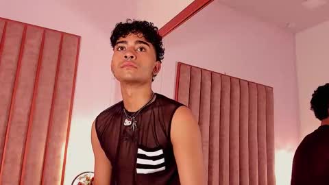 Snapshot of mike_thomsonn chatting on 03/01/26, 04:31 Mike Thomsonn online show from 03/01/26, 04:31