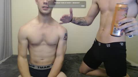 Snapshot of mikeandjax chatting on 01/24/25, 03:24 Hot Buns online show from 01/24/25, 03:24