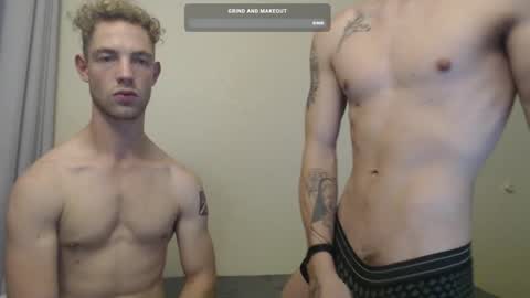 Snapshot of mikeandjax chatting on 01/26/25, 04:09 Hot Buns online show from 01/26/25, 04:09