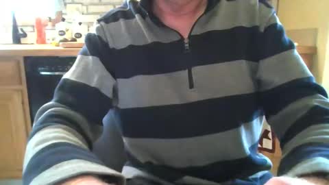 Snapshot of mikeb3200 chatting on 03/21/26, 05:16 mikeb3200 online show from 03/21/26, 05:16