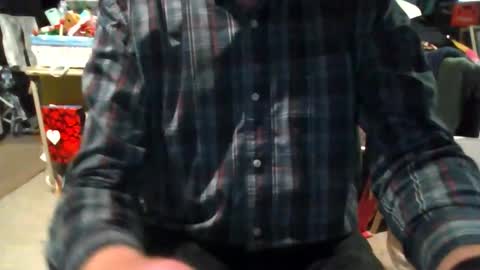 Snapshot of mikeb3200 chatting on 03/31/26, 02:24 mikeb3200 online show from 03/31/26, 02:24