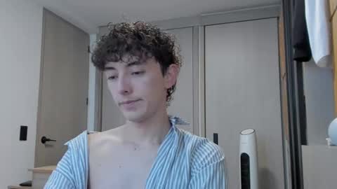 Mikebelf4 online show from 09/11/25, 09:37