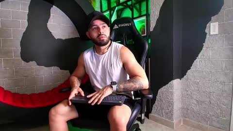 Mike Blare online show from 01/08/25, 07:13