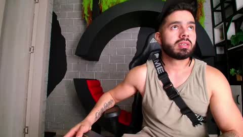 Mike Blare online show from 01/11/25, 01:37