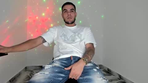 Snapshot of mikee_scooth chatting on 04/12/26, 05:01 mikee_scooth online show from 04/12/26, 05:01