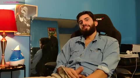 Snapshot of mikehawk1589 chatting on 12/26/24, 12:03 mikehawk1589 online show from 12/26/24, 12:03