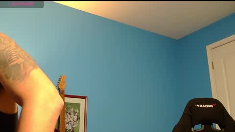 Snapshot of mikehawk1589 chatting on 01/28/25, 06:38 mikehawk1589 online show from 01/28/25, 06:38