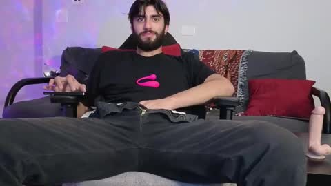 Snapshot of mikehawk1589 chatting on 11/24/25, 07:41 mikehawk1589 online show from 11/24/25, 07:41