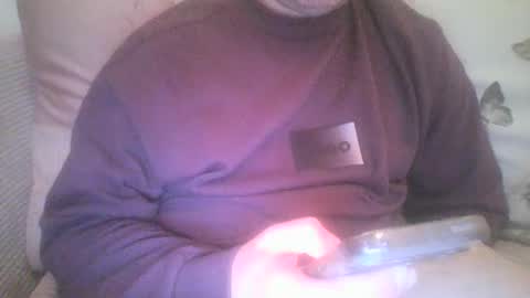 Snapshot of mikehockishuge9 chatting on 05/10/26, 08:36 mikehockishuge9 online show from 05/10/26, 08:36