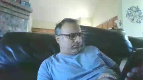 Snapshot of mikej143 chatting on 10/19/25, 03:45 mikej143 online show from 10/19/25, 03:45