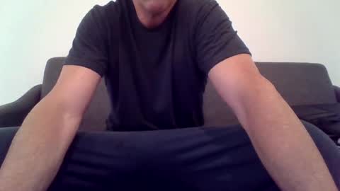 Snapshot of mikeps23 chatting on 06/24/26, 09:25 mikeps23 online show from 06/24/26, 09:25