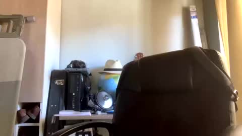 Snapshot of miker1239 chatting on 01/03/25, 04:48 miker1239 online show from 01/03/25, 04:48