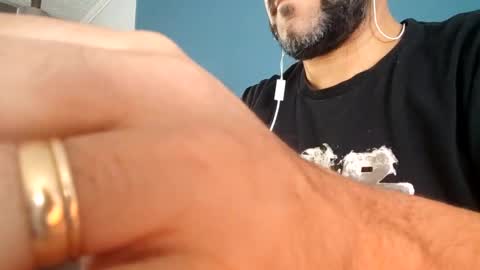 Snapshot of miker1239 chatting on 01/09/25, 04:06 miker1239 online show from 01/09/25, 04:06