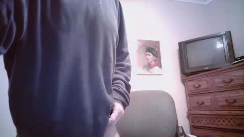 Snapshot of mikewulds chatting on 12/04/24, 03:04 Mike online show from 12/04/24, 03:04