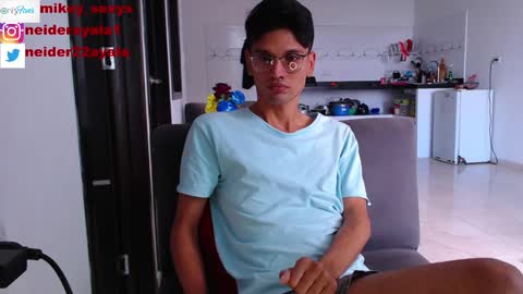 mikey online show from 12/25/24, 08:17