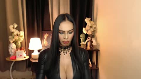 Mistress MikeyAlawi online show from 01/30/25, 02:36