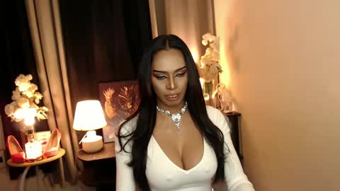 Mistress MikeyAlawi online show from 03/10/25, 08:37